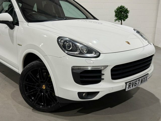 Porsche Cayenne Black #11