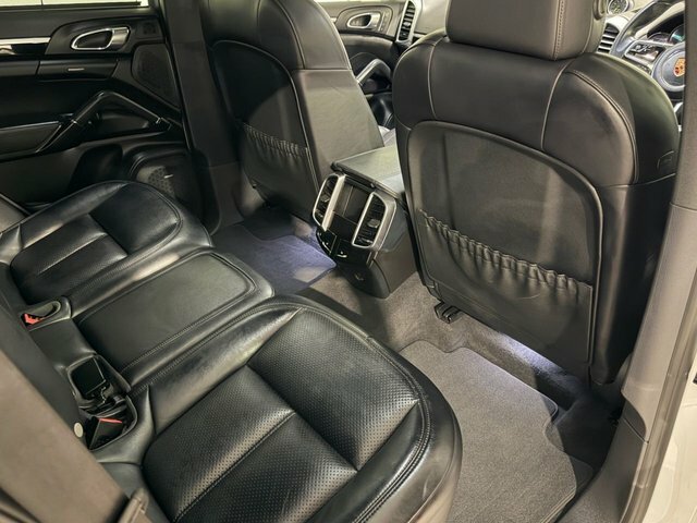 Porsche Cayenne Black #44