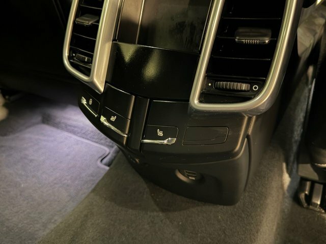 Porsche Cayenne Black #41