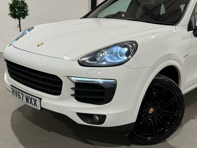 Porsche Cayenne Black #71