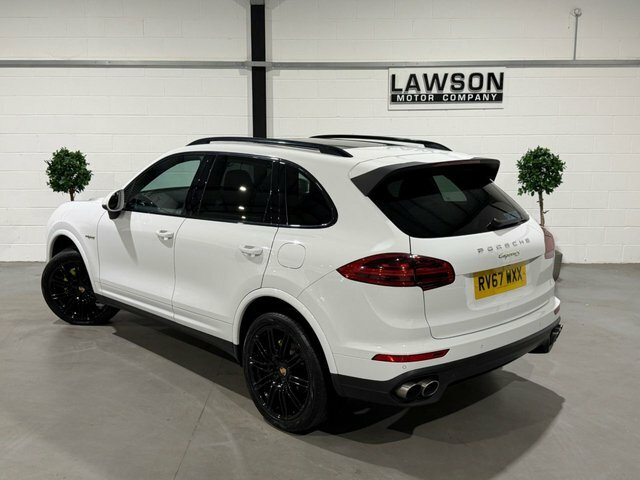 Porsche Cayenne Black #77