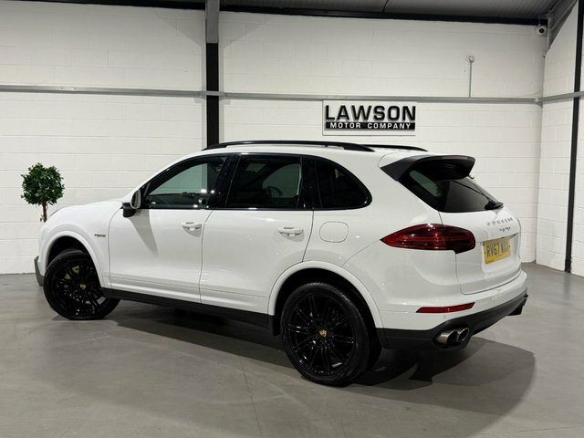 Porsche Cayenne Black #76