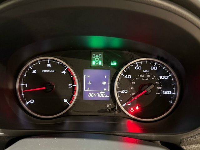 Mitsubishi L200 Pickup White #27