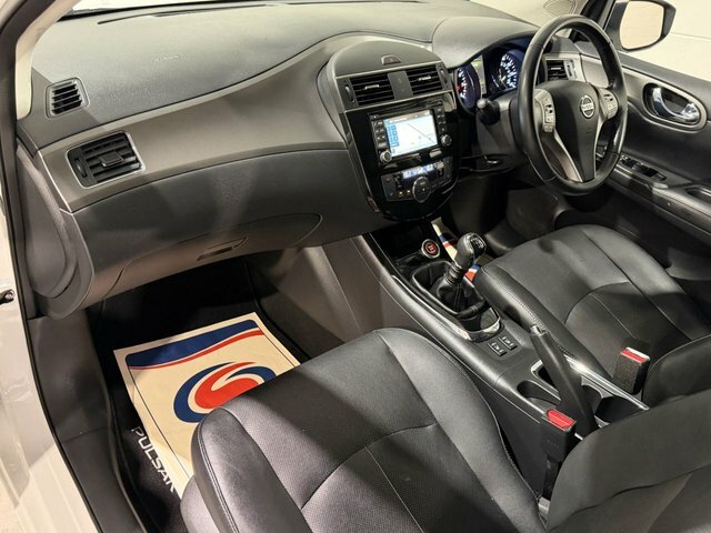 Nissan Pulsar Acenta Dig-t White #36
