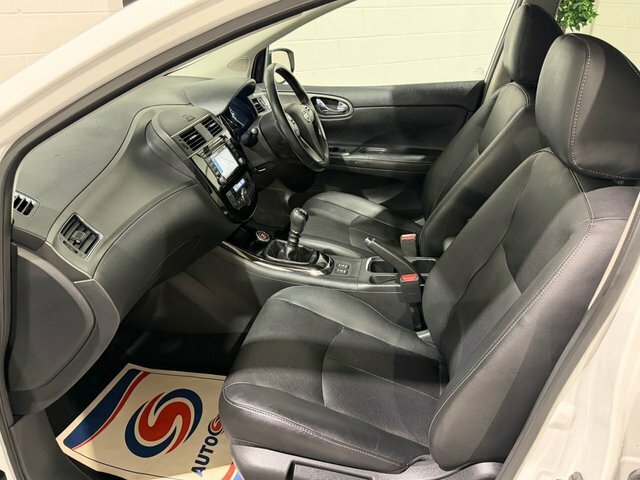 Nissan Pulsar Acenta Dig-t White #37
