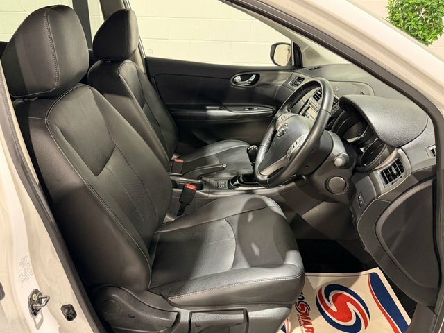 Nissan Pulsar 1.2 Dig-t Tekna Hatchback Euro 6 White #3