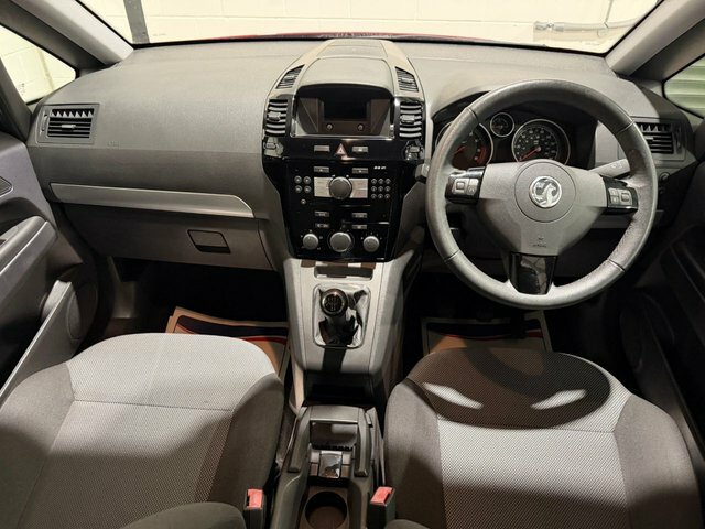 Vauxhall Zafira 2014 64 Tech Red #16