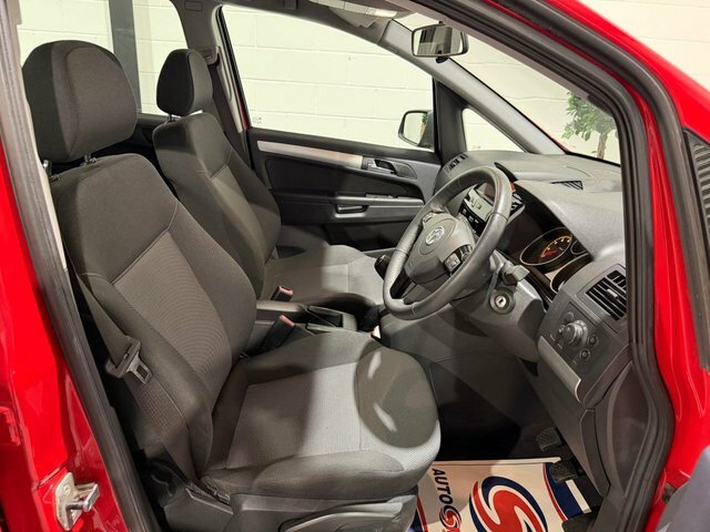 Vauxhall Zafira 1.8 16V Exclusiv Mpv Euro 5 120 Red #2