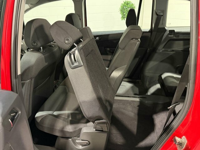 Vauxhall Zafira 2014 64 Tech Red #38