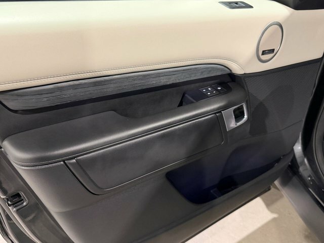 Land Rover Discovery R-dynamic Se Black #84
