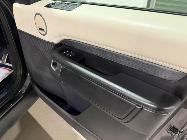 Land Rover Discovery R-dynamic Se Black #27