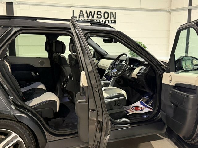 Land Rover Discovery R-dynamic Se Black #52
