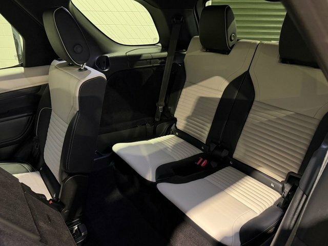 Land Rover Discovery R-dynamic Se Black #83