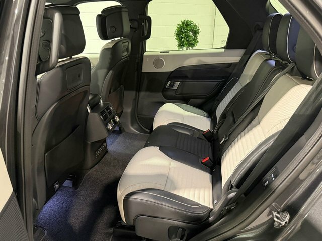 Land Rover Discovery R-dynamic Se Black #81
