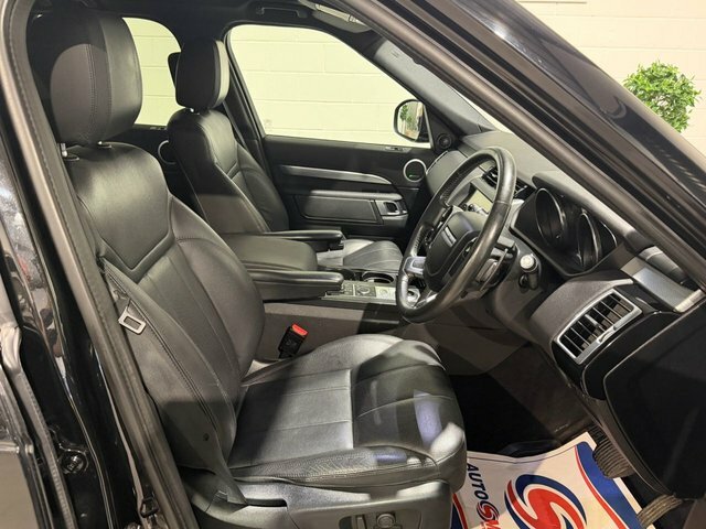 Land Rover Discovery .0 Sd V6 Landmark Edition Suv 4Wd Black #2