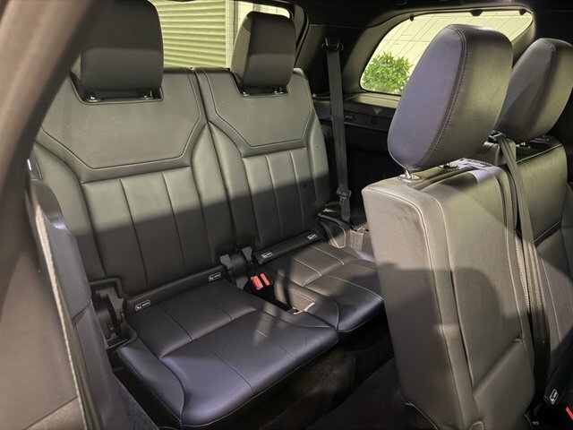 Land Rover Discovery .0 Sd V6 Landmark Edition Suv 4Wd Black #6