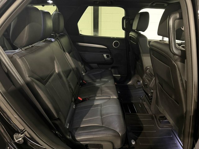 Land Rover Discovery .0 Sd V6 Landmark Edition Suv 4Wd Black #3