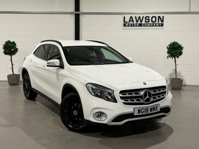 Mercedes-Benz GLA Class 1.6 Gla200 Se Suv Euro 6 S S White #5