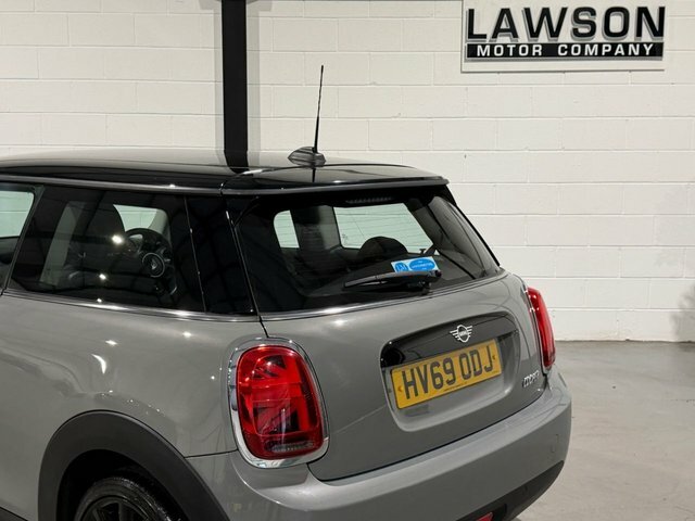 Mini Hatch Cooper 2.0T Cooper S Sport II Dct - Full Histo Black #28