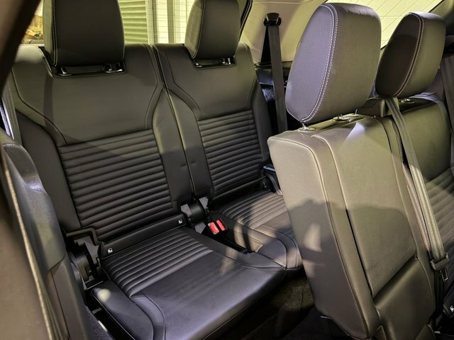 Land Rover Discovery Dynamic Hse Black #8