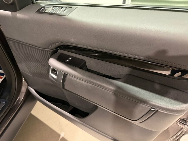 Land Rover Discovery Dynamic Hse Black #43
