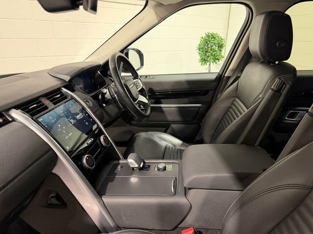 Land Rover Discovery Dynamic Hse Black #69