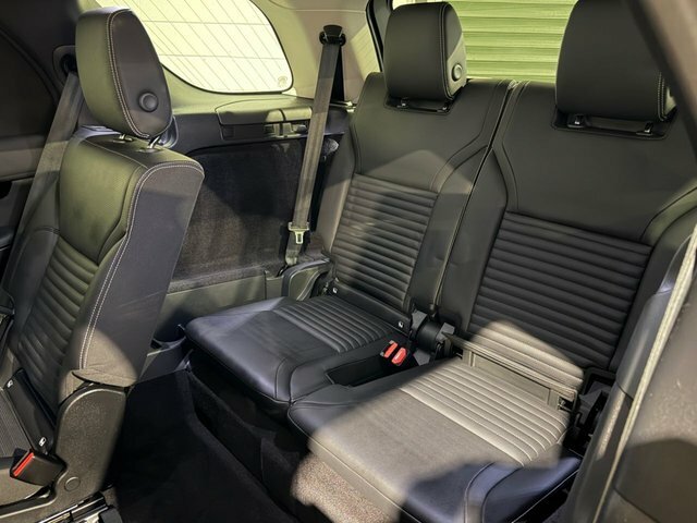 Land Rover Discovery Dynamic Hse Black #75
