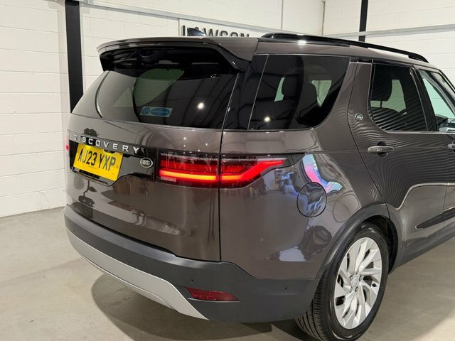 Land Rover Discovery Dynamic Hse Black #45