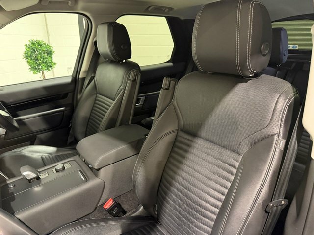 Land Rover Discovery Dynamic Hse Black #70