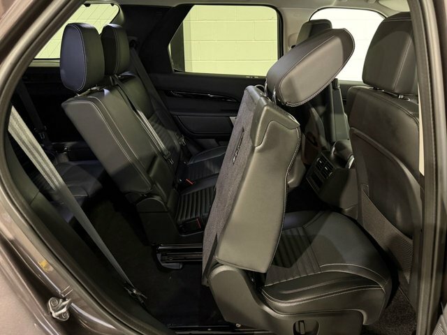 Land Rover Discovery Dynamic Hse Black #7
