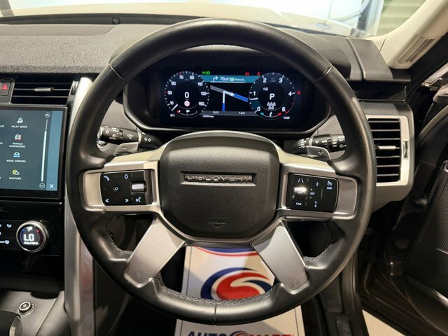 Land Rover Discovery Dynamic Hse Black #36