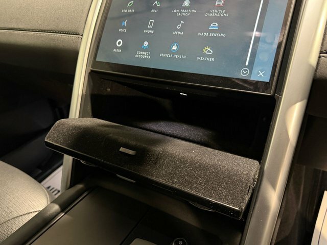 Land Rover Discovery Dynamic Hse Black #24