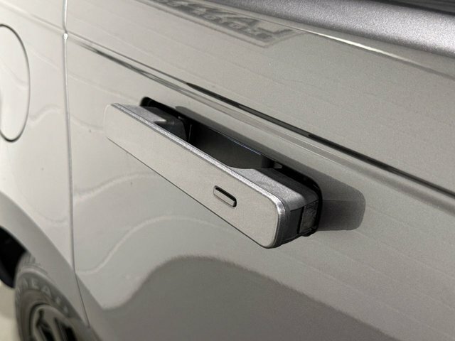 Land Rover Range Rover Velar R-dynamic S Silver #59