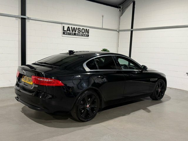 Jaguar XE 2.0 D Prestige 178 Bhp Red #41