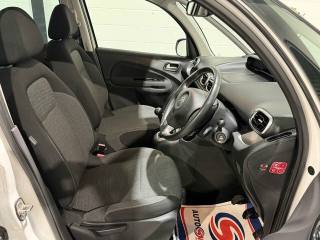 Citroen C3 Picasso 1.6 Bluehdi Platinum Mpv Euro 6 White #2