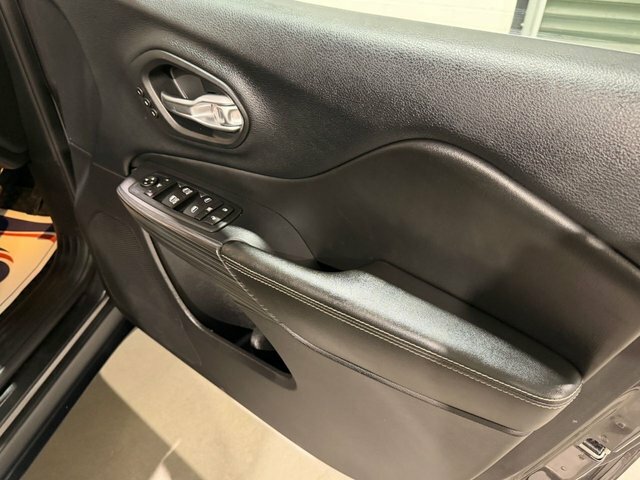 Jeep Cherokee 2.2 Multijet 200 Limited Red #23
