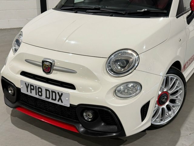 Abarth 595 1.4 T-jet 145 17 Alloys Red #44
