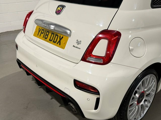 Abarth 595 1.4 T-jet 145 17 Alloys Red #41