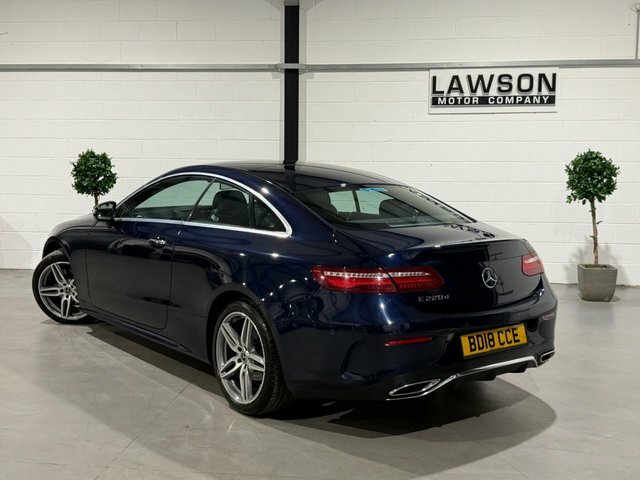Mercedes-Benz E Class E220d Amg Line Premium 9G-tronic Black #48