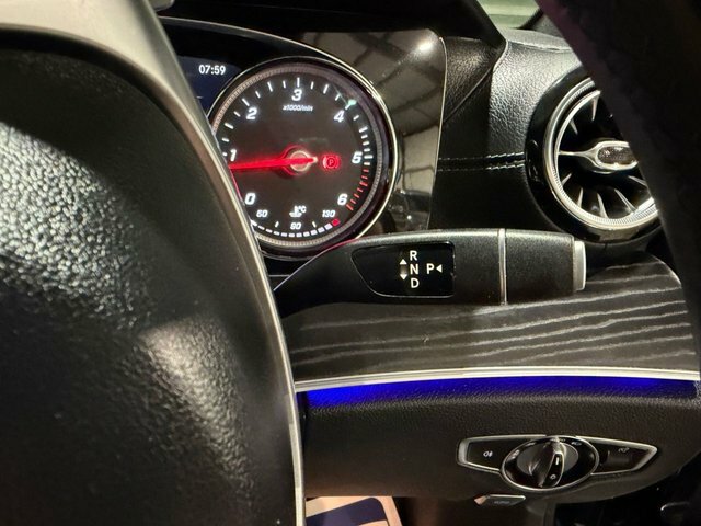 Mercedes-Benz E Class E220d Amg Line Premium 9G-tronic Black #39