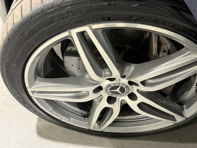 Mercedes-Benz E Class E220d Amg Line Premium 9G-tronic Black #49