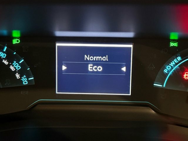 Peugeot e-2008 100Kw Gt 50Kwh Blue #32