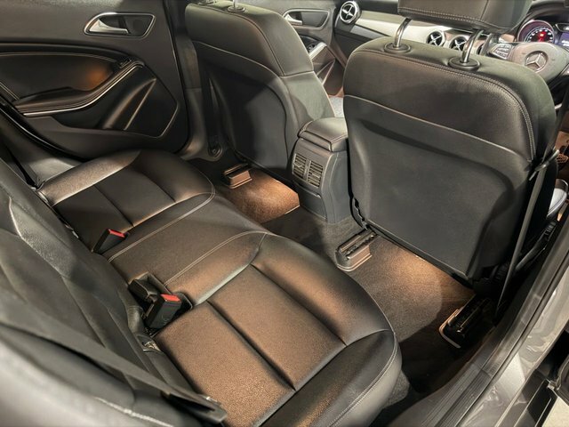 Mercedes-Benz GLA Class Gla 220 D 4Matic Amg Line Black #11