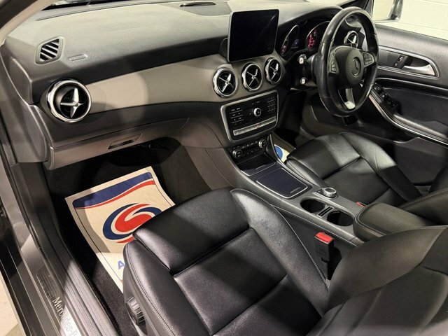 Mercedes-Benz GLA Class Gla 220 D 4Matic Amg Line Black #46