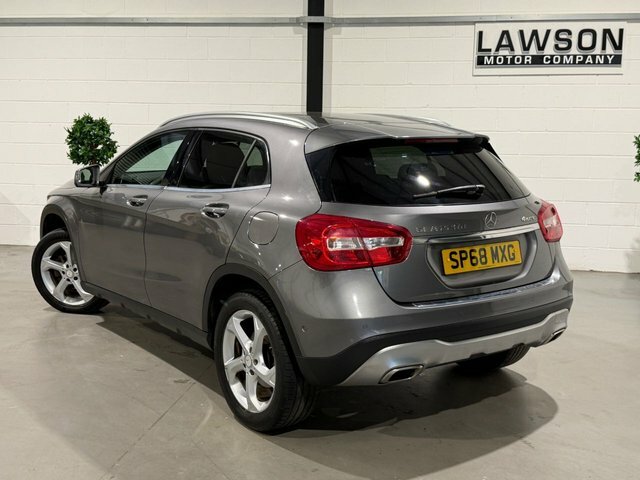 Mercedes-Benz GLA Class Gla 220 D 4Matic Amg Line Black #37