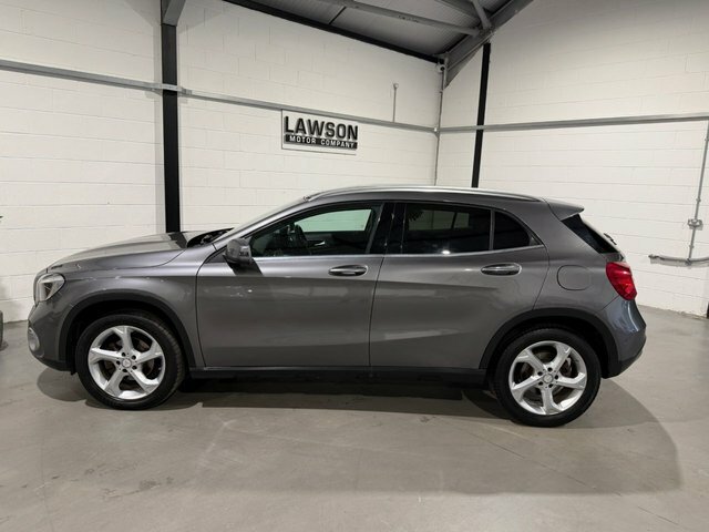 Mercedes-Benz GLA Class Gla 220 D 4Matic Amg Line Black #42