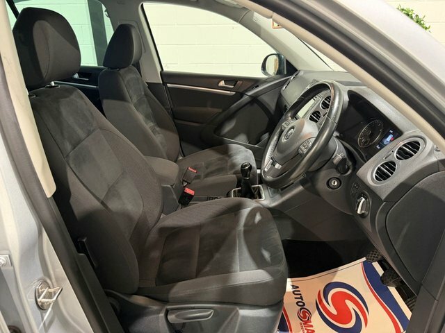 Volkswagen Tiguan 2.0 Tdi Bluemotion Tech Match Suv Manua Silver #3