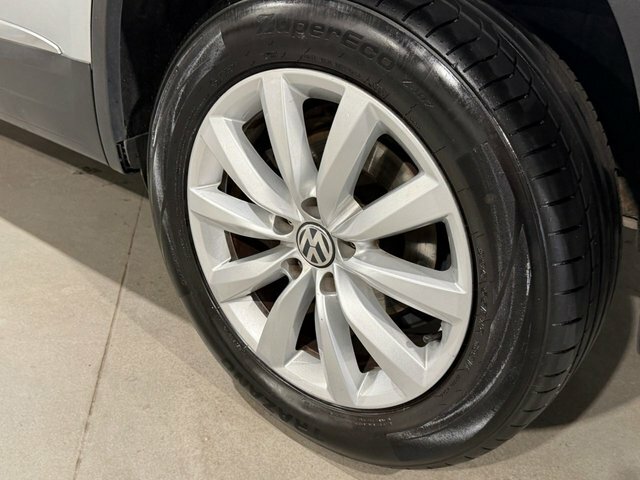 Volkswagen Tiguan Suv White #35
