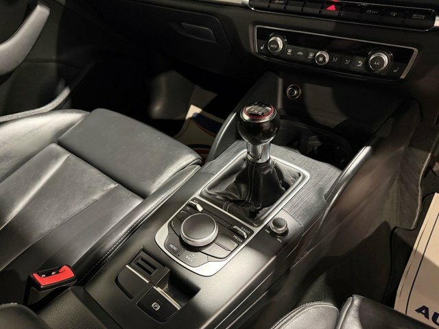 Audi S3 2.0 Tfsi S3 Sportback Quattro Black #13