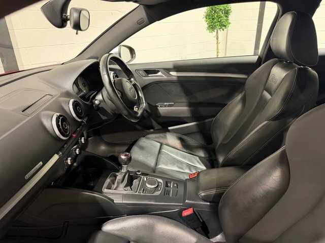 Audi S3 2.0 Tfsi S3 Sportback Quattro Black #51